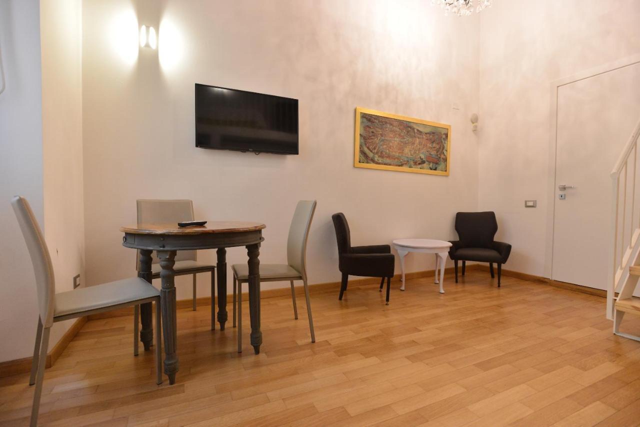 Izzhome City Center Cozy Cagliari Exterior photo